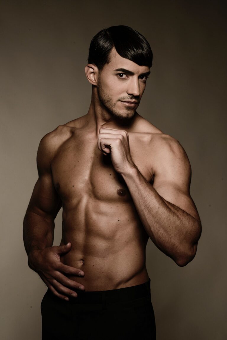 5 Cosmetic Essentials For Every Man