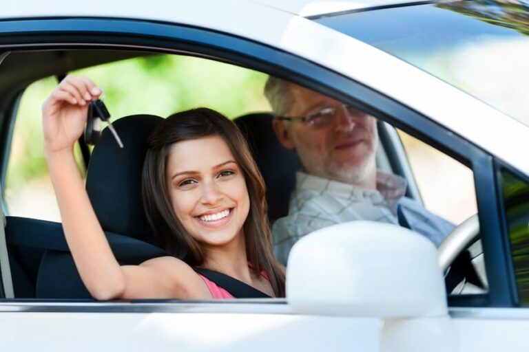 Our Driving School Lewisham Coaches Maintain a Friendly Environment