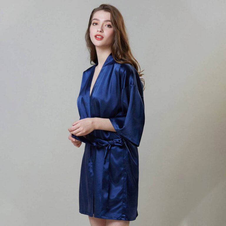 Title: Tips on Perfectly Iron Your Silk Cloths