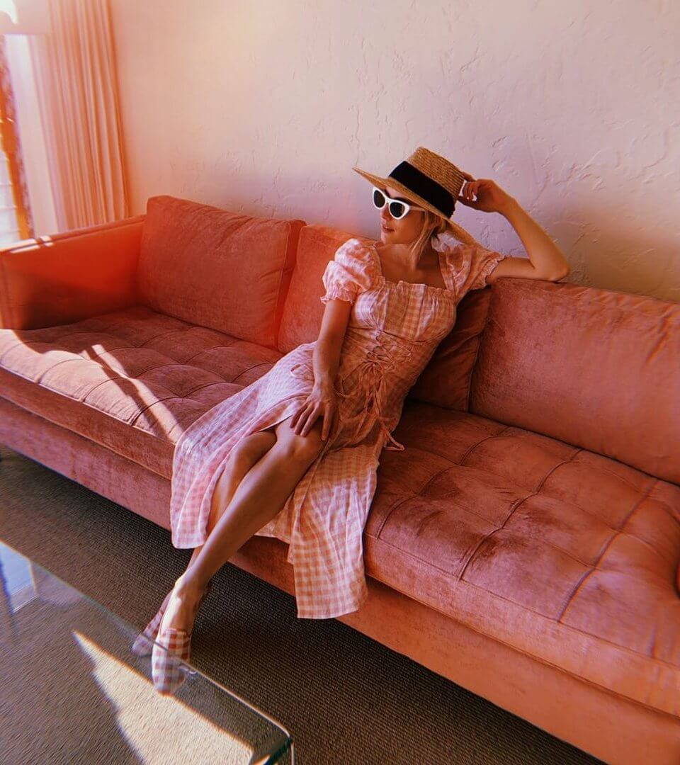 Acquire a new sense of style with the Sleeper’s women’s clothing