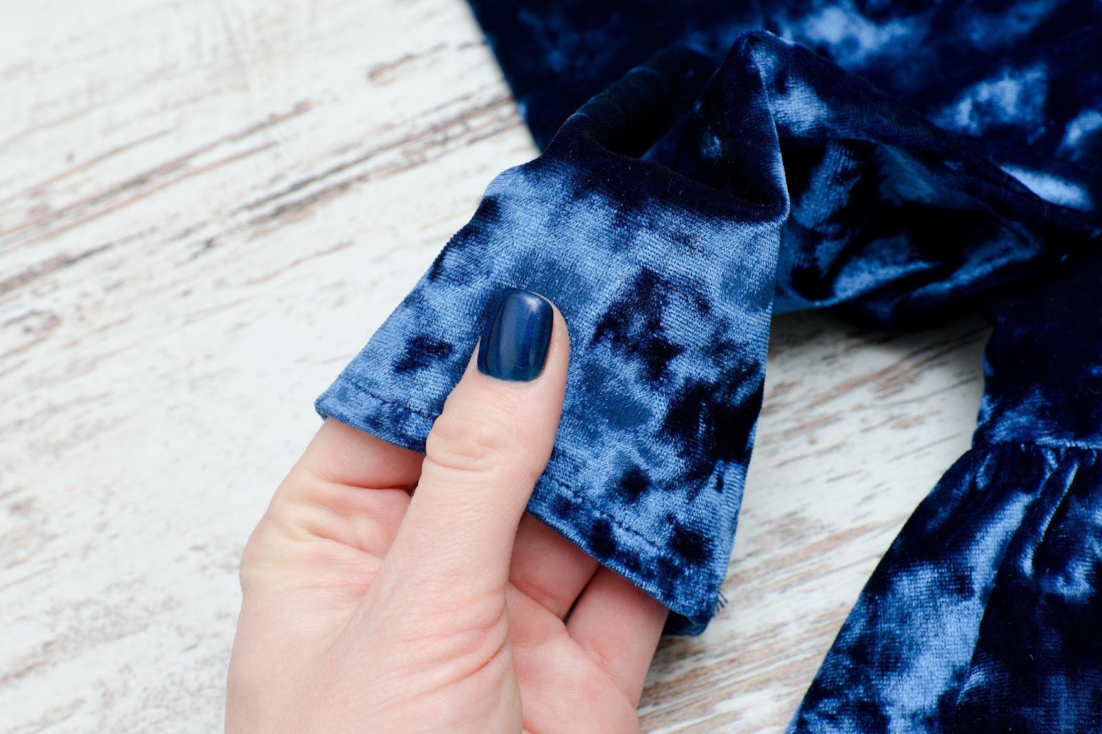 Everything You Need to Know About Elegant Nails for Blue Dress