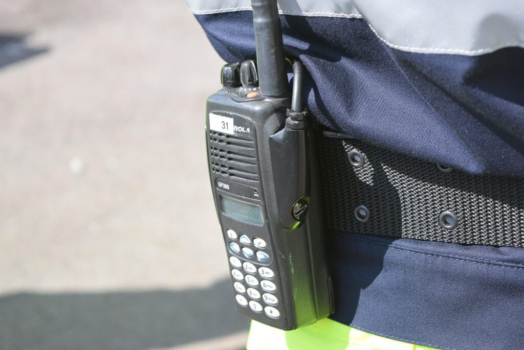 From Construction Sites to Events: The Versatile Uses of a Two-Way Radio