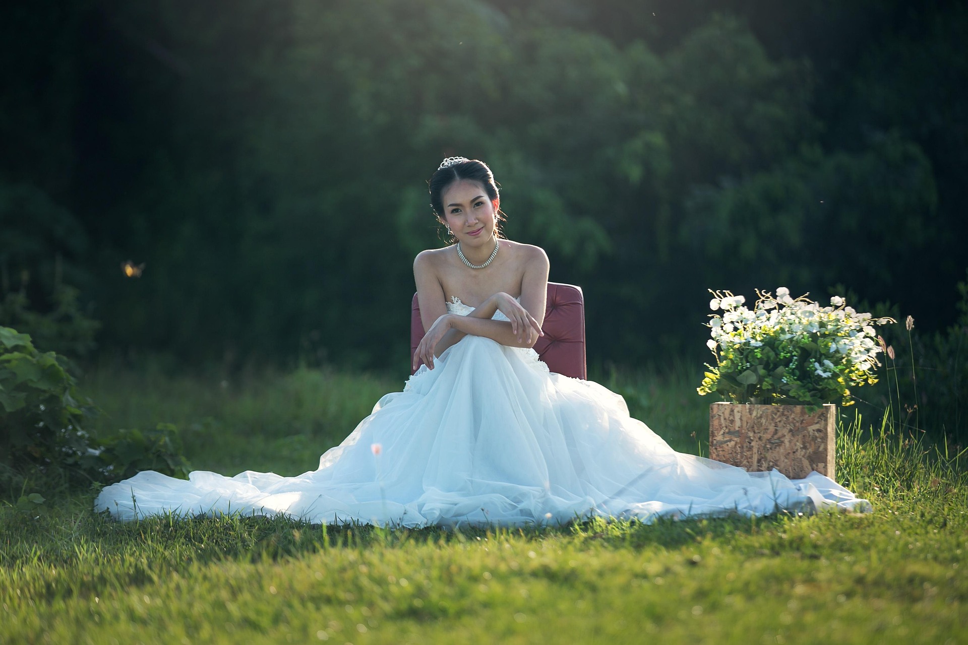 How to Personalize Your Wedding Dress Without Major Alterations