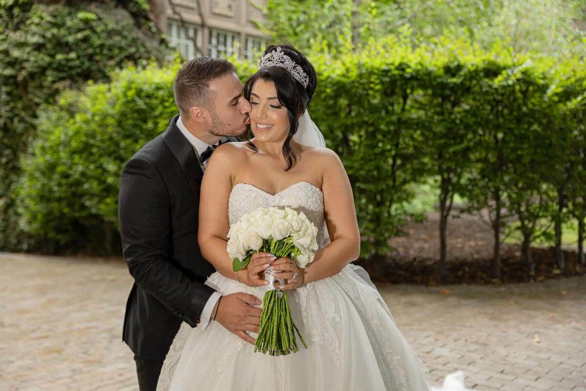 How Much Does a Wedding Dress Cost in Australia?